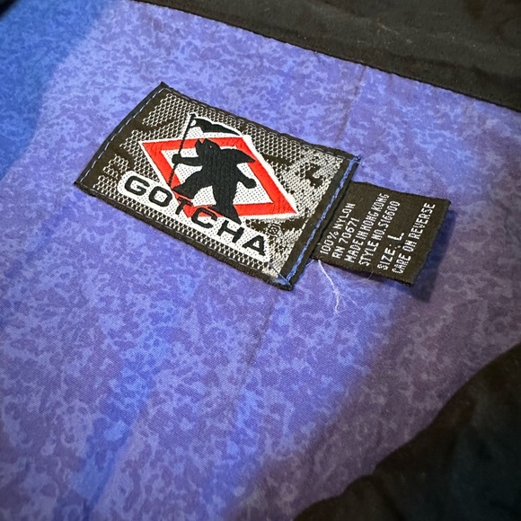 VTG Surf Style Windbreaker - Picture 5 of 6